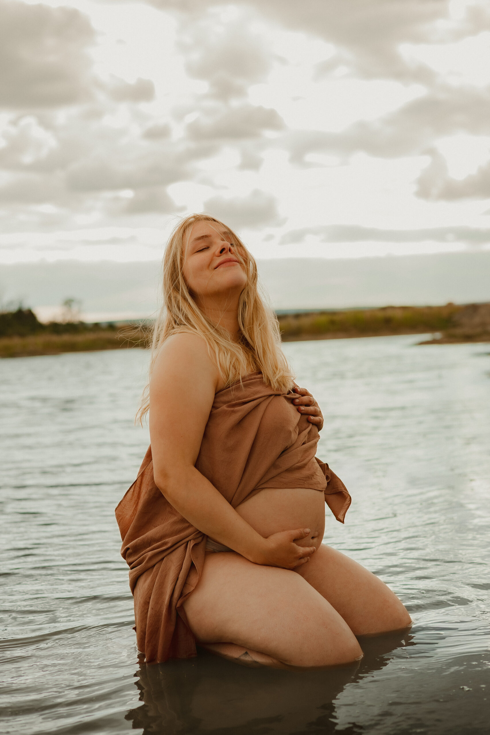 babybauch fotografie, frausein fotografie erfurt, thüringen, doula vivien, schwangerschaft